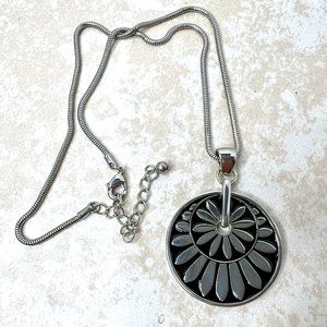 Silver Tone Black Enamel Flower Medallion Pendant Choker Necklace 15.5-18"